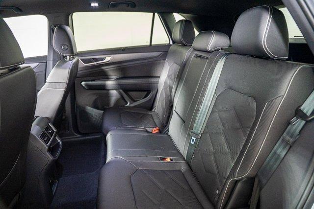 new 2025 Volkswagen Atlas Cross Sport car, priced at $42,603