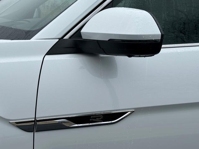 new 2026 Volkswagen Atlas car, priced at $54,118