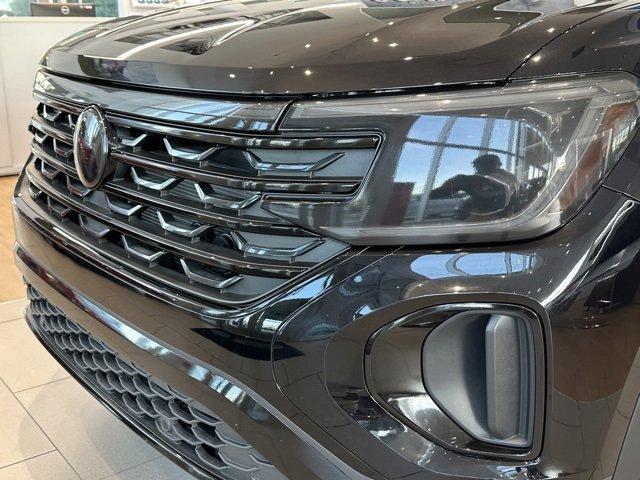 new 2024 Volkswagen Atlas car, priced at $45,996