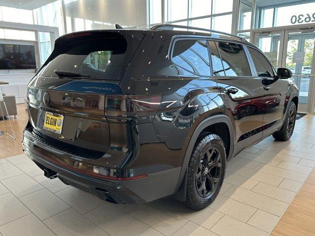 new 2024 Volkswagen Atlas car, priced at $45,996