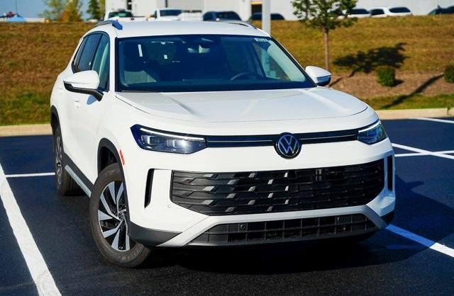 new 2025 Volkswagen Tiguan car, priced at $31,203