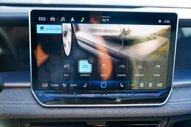 new 2025 Volkswagen Tiguan car, priced at $31,203