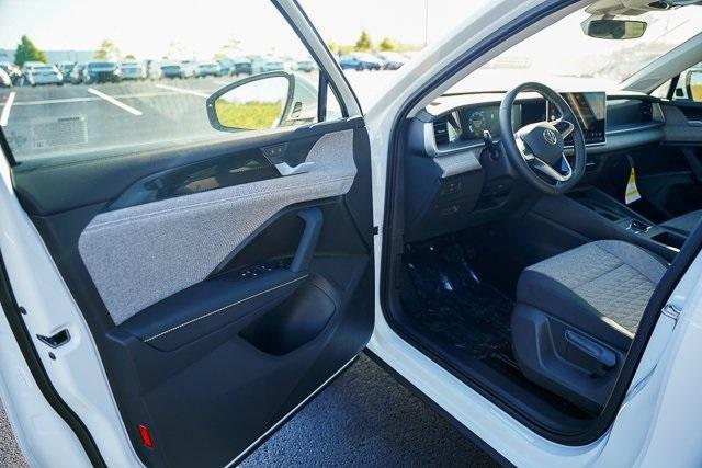 new 2025 Volkswagen Tiguan car, priced at $31,203