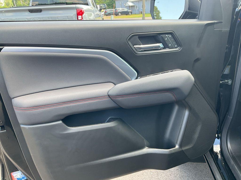 new 2026 Chevrolet Colorado car, priced at $49,013