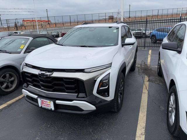 used 2025 Chevrolet Equinox car, priced at $35,000