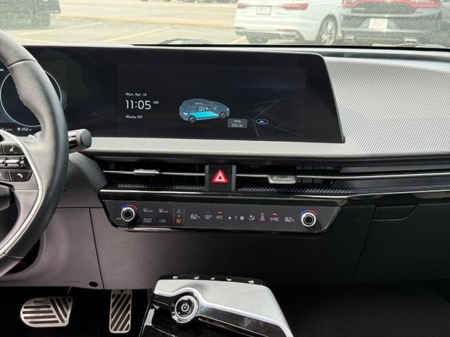 used 2022 Kia EV6 car, priced at $28,603