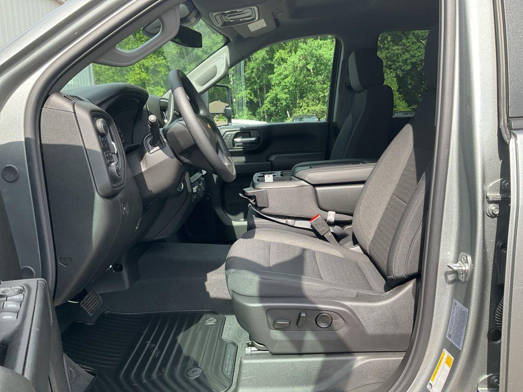 new 2025 Chevrolet Silverado 2500 car, priced at $57,052