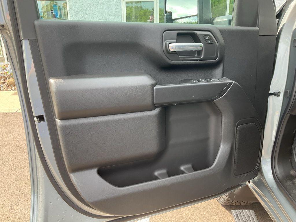 new 2025 Chevrolet Silverado 2500 car, priced at $57,052