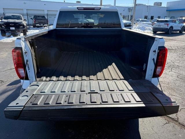 used 2022 GMC Sierra 1500 car, priced at $34,616