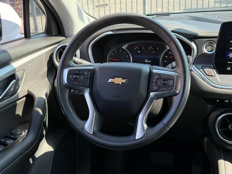 used 2025 Chevrolet Blazer car, priced at $31,151
