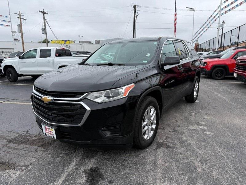 used 2021 Chevrolet Traverse car, priced at $17,500