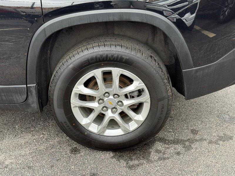 used 2021 Chevrolet Traverse car, priced at $17,500