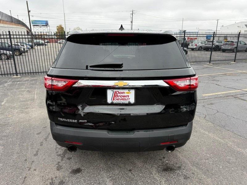 used 2021 Chevrolet Traverse car, priced at $17,500