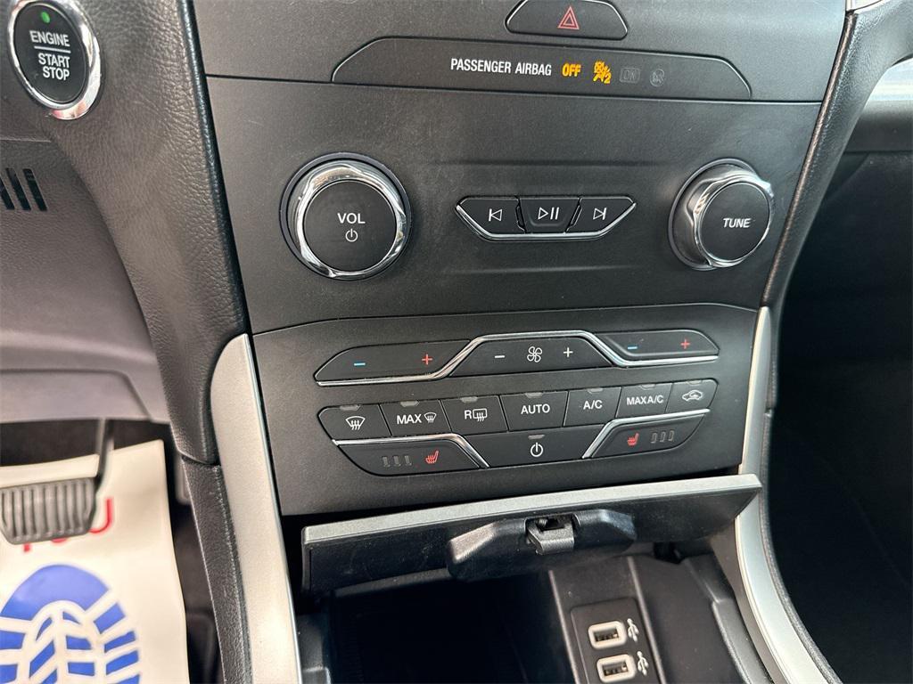 used 2020 Ford Edge car, priced at $17,000