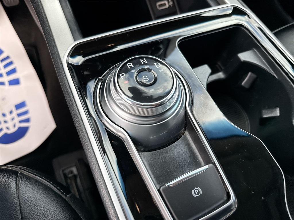 used 2020 Ford Edge car, priced at $17,000