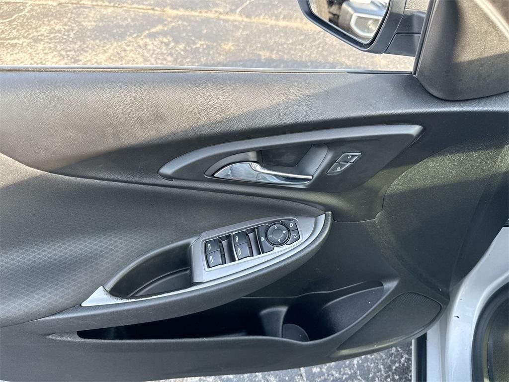 used 2019 Chevrolet Malibu car, priced at $14,000