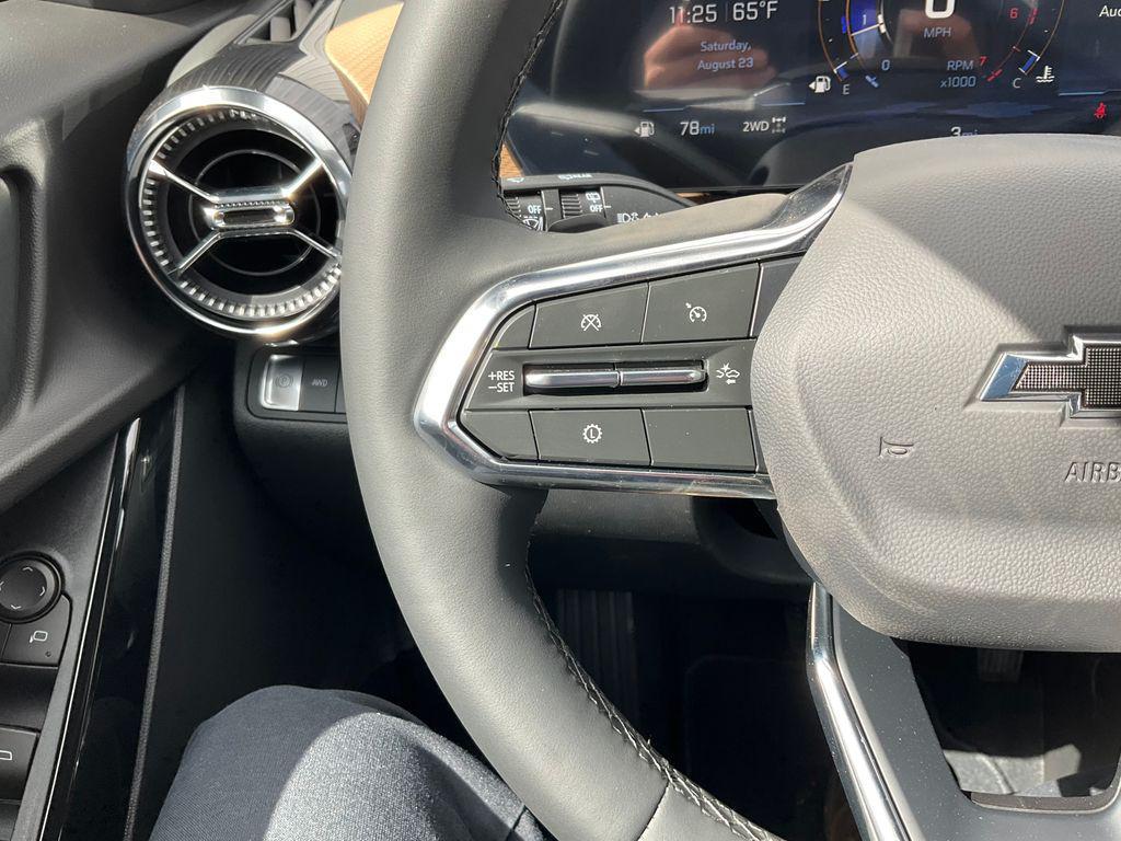 new 2026 Chevrolet Equinox car, priced at $36,395