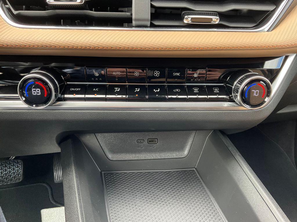 new 2026 Chevrolet Equinox car, priced at $36,395