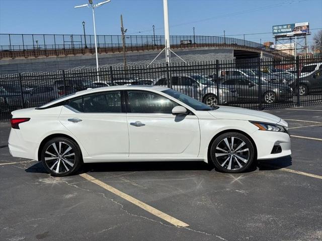 used 2022 Nissan Altima car, priced at $23,887