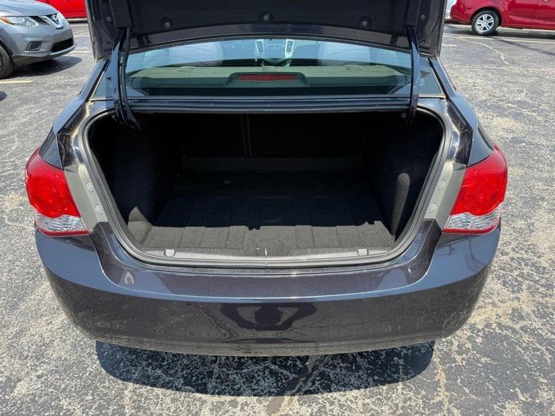 used 2015 Chevrolet Cruze car, priced at $11,000