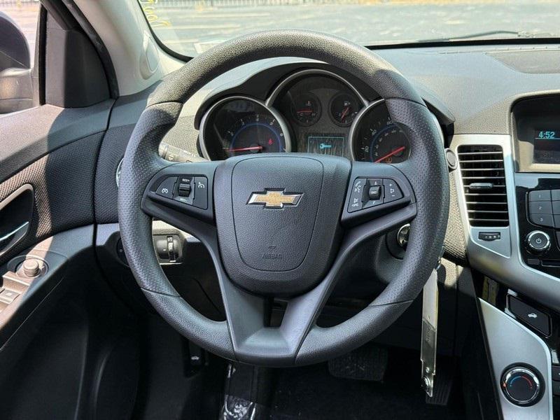 used 2015 Chevrolet Cruze car, priced at $11,000
