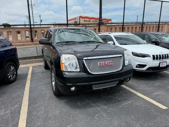 used 2007 GMC Yukon car, priced at $13,000