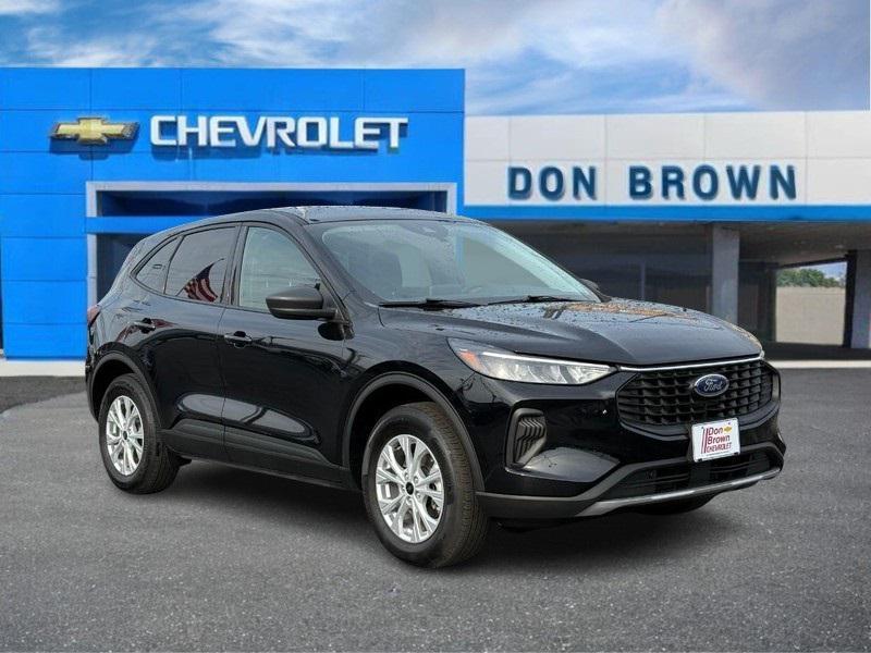 used 2025 Ford Escape car, priced at $23,016