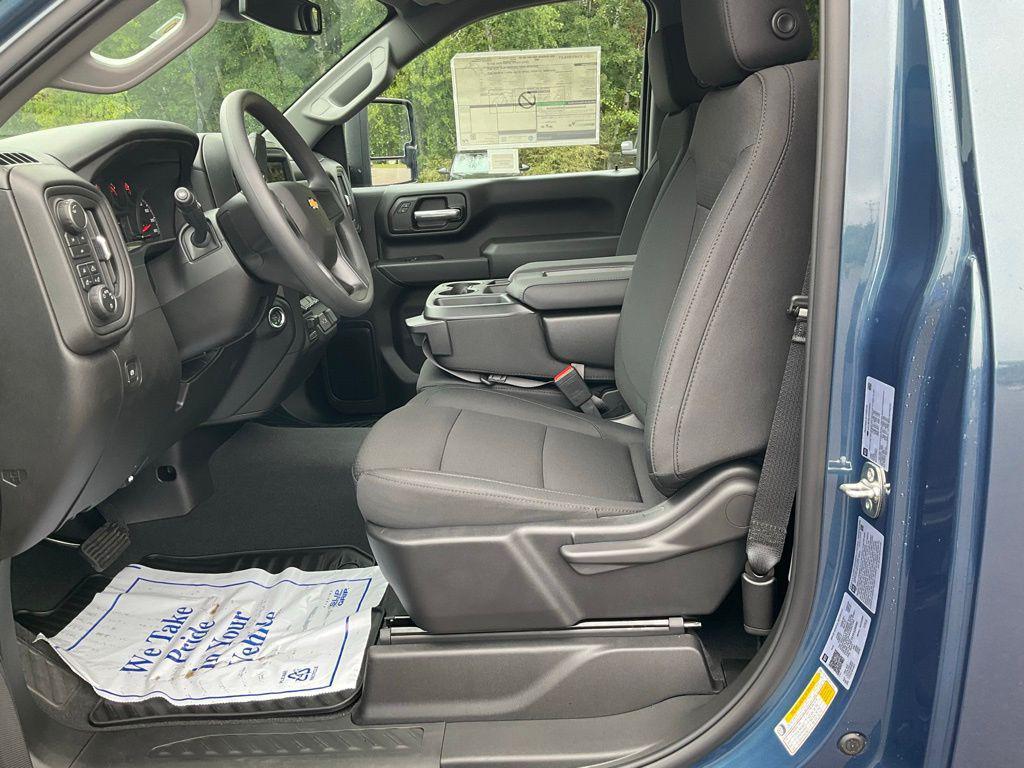 new 2026 Chevrolet Silverado 3500 car, priced at $54,059