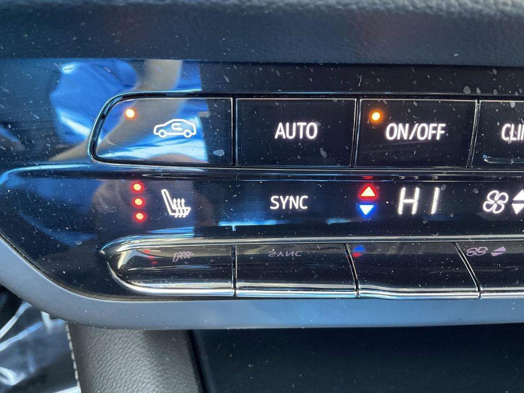 used 2022 Buick Envision car, priced at $27,368