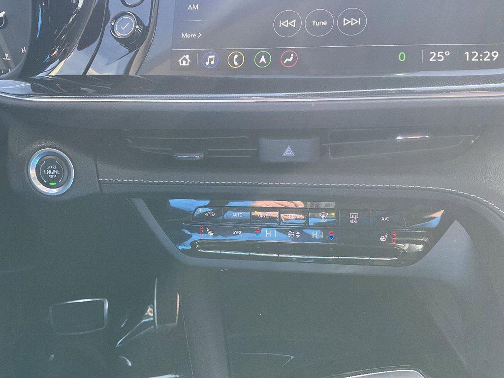 used 2022 Buick Envision car, priced at $27,368