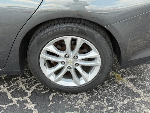 used 2017 Chevrolet Malibu car, priced at $15,088