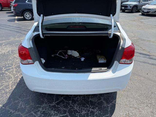 used 2014 Chevrolet Cruze car, priced at $10,000