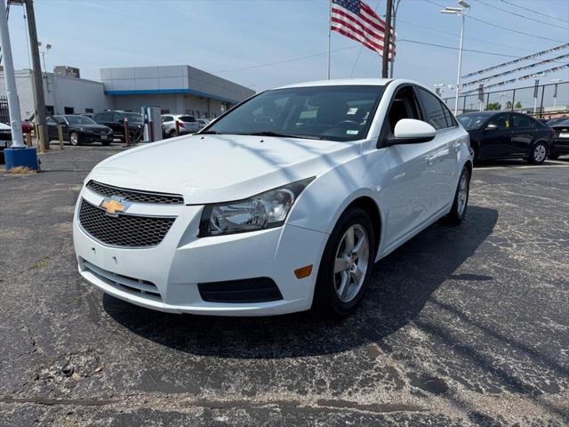 used 2014 Chevrolet Cruze car, priced at $10,000