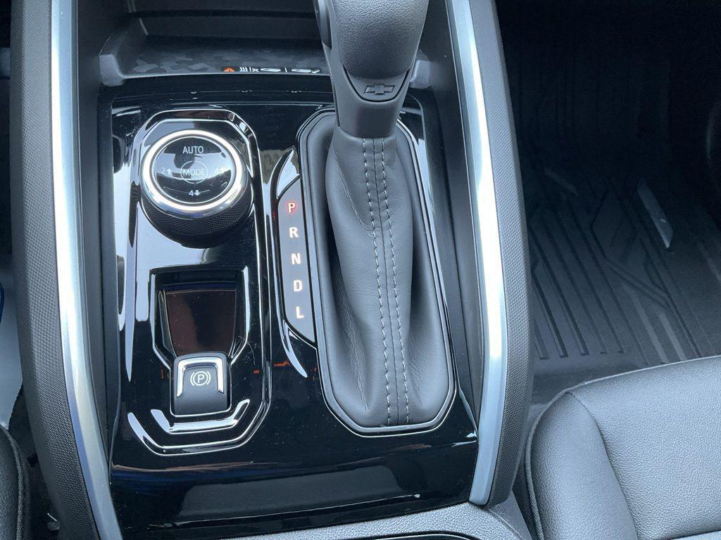 new 2026 Chevrolet Colorado car, priced at $45,530