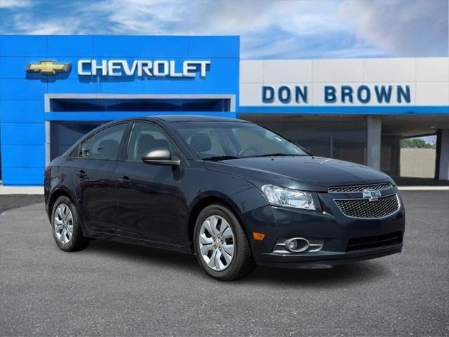used 2014 Chevrolet Cruze car, priced at $12,000