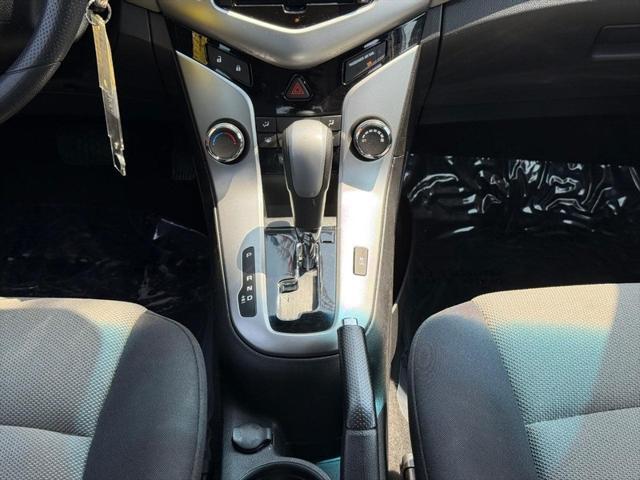 used 2014 Chevrolet Cruze car, priced at $12,000