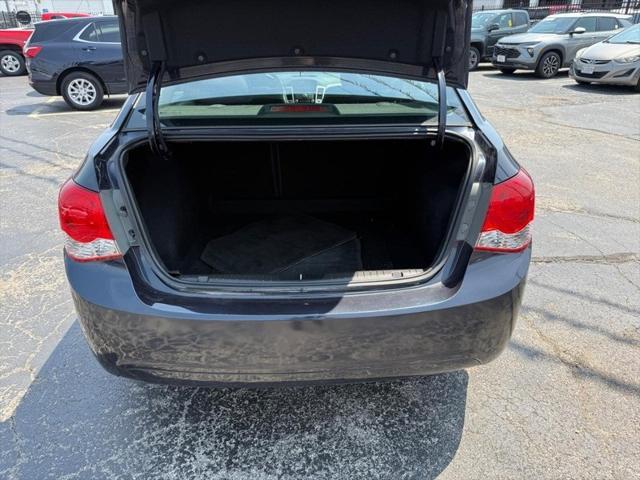 used 2014 Chevrolet Cruze car, priced at $12,000