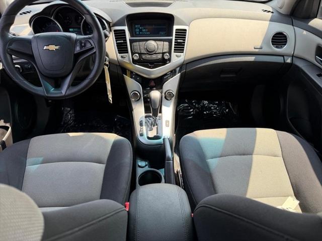 used 2014 Chevrolet Cruze car, priced at $12,000