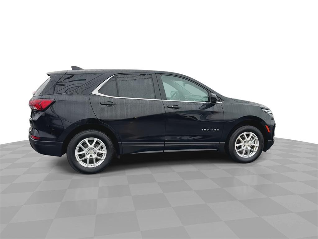 used 2024 Chevrolet Equinox car, priced at $22,624