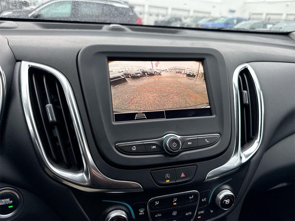 used 2024 Chevrolet Equinox car, priced at $22,624