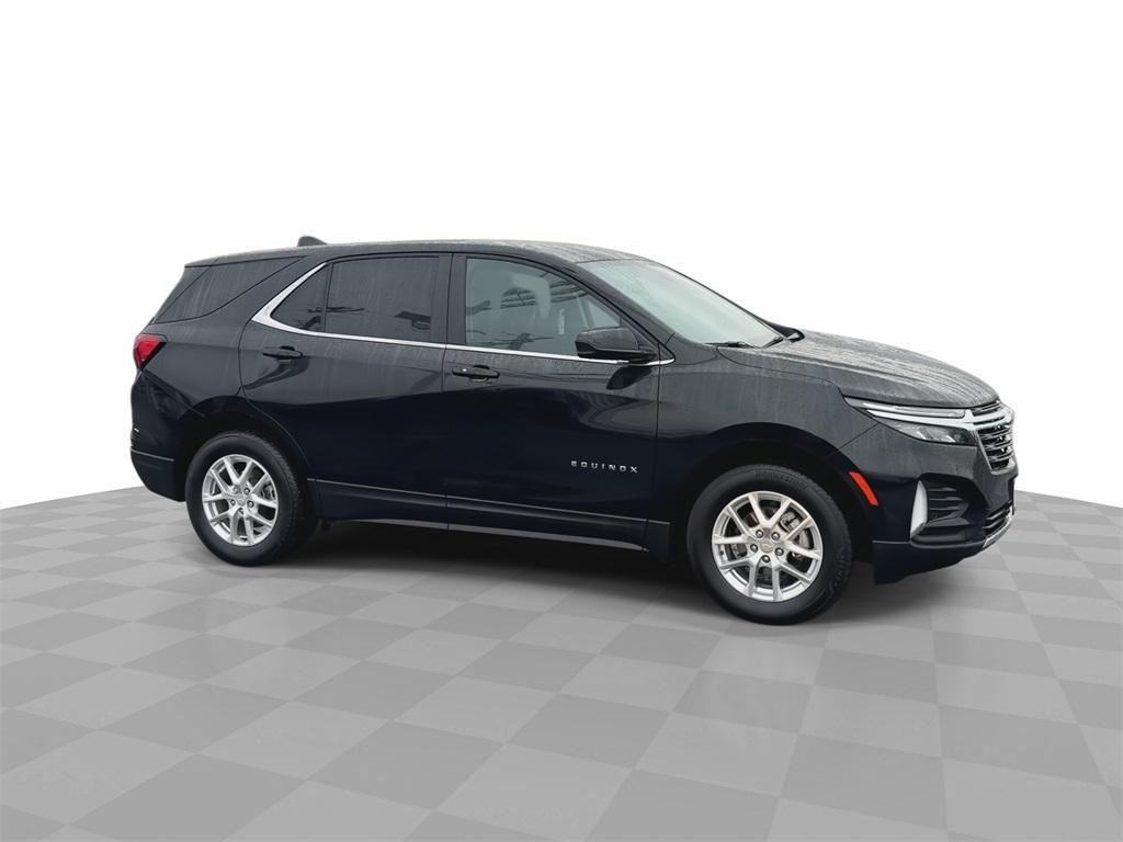 used 2024 Chevrolet Equinox car, priced at $22,624