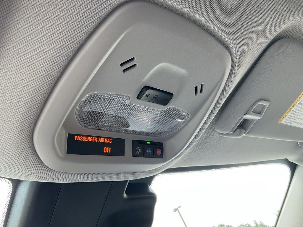 new 2025 Chevrolet Trax car, priced at $25,929
