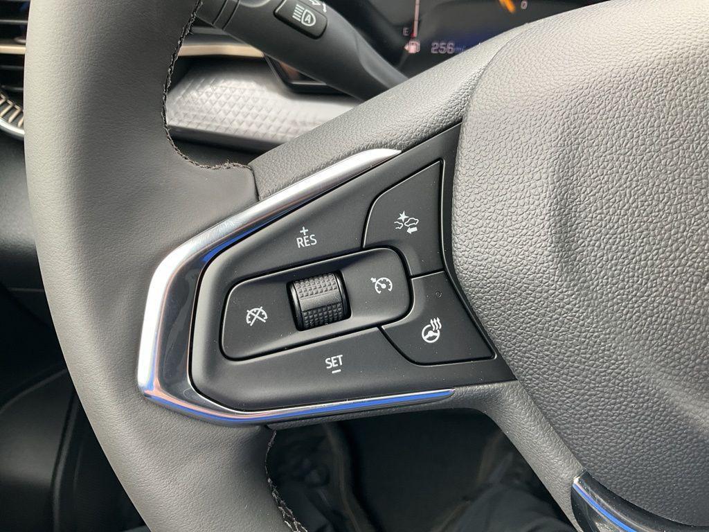 new 2025 Chevrolet Trax car, priced at $25,929