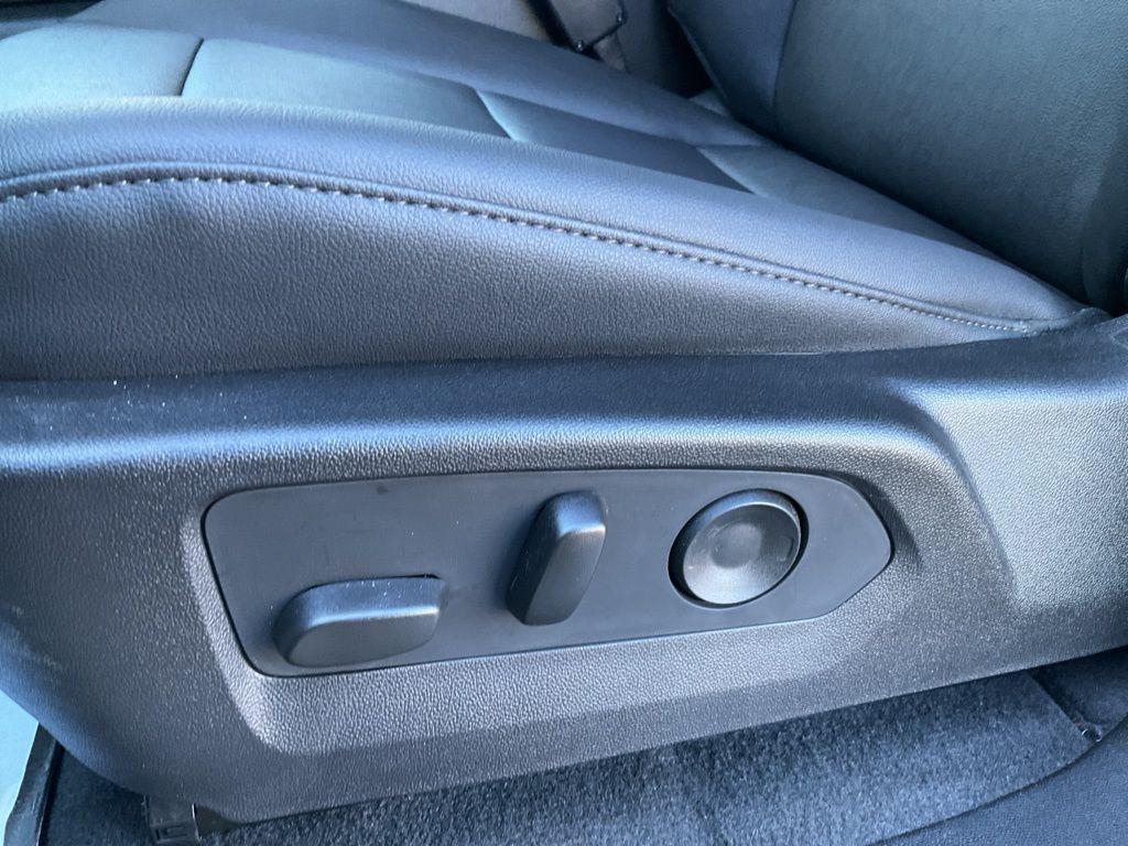 new 2026 Chevrolet Colorado car, priced at $45,530