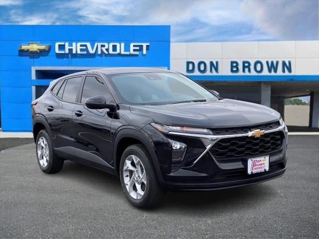 used 2024 Chevrolet Trax car, priced at $23,442