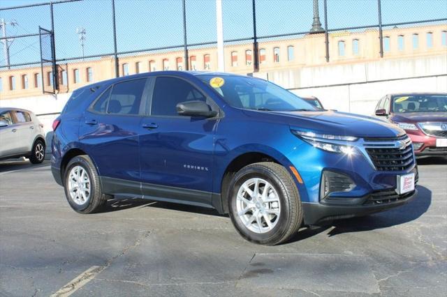 used 2022 Chevrolet Equinox car, priced at $24,204