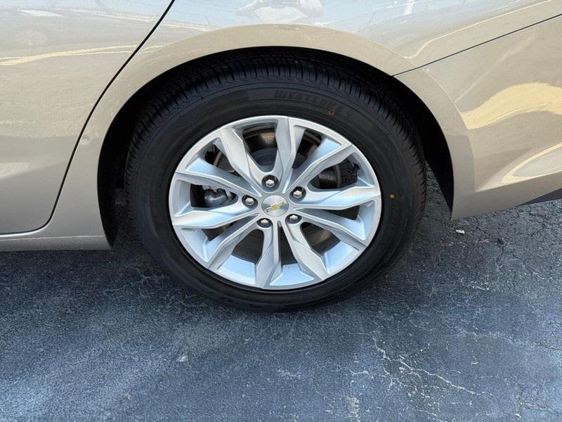 used 2022 Chevrolet Malibu car, priced at $19,559