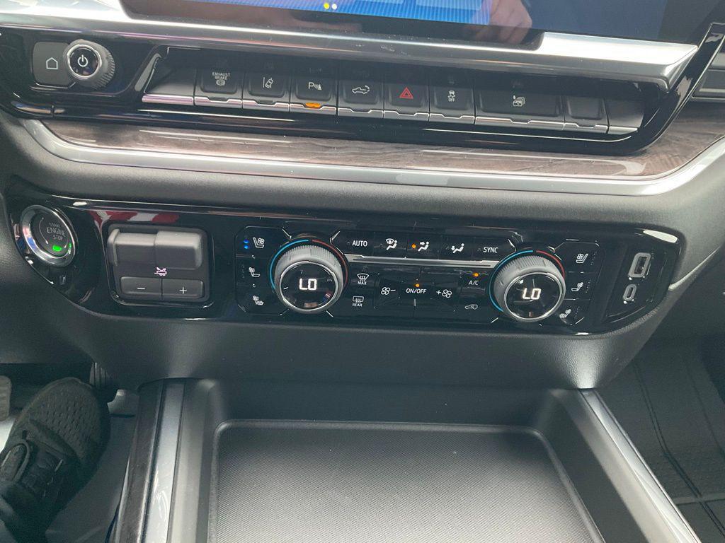 new 2025 Chevrolet Silverado 3500 car, priced at $83,544