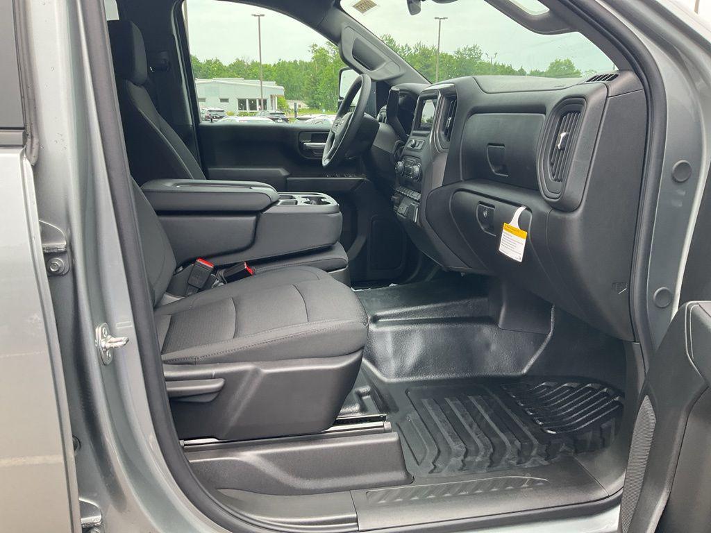 new 2025 Chevrolet Silverado 3500 car, priced at $67,155