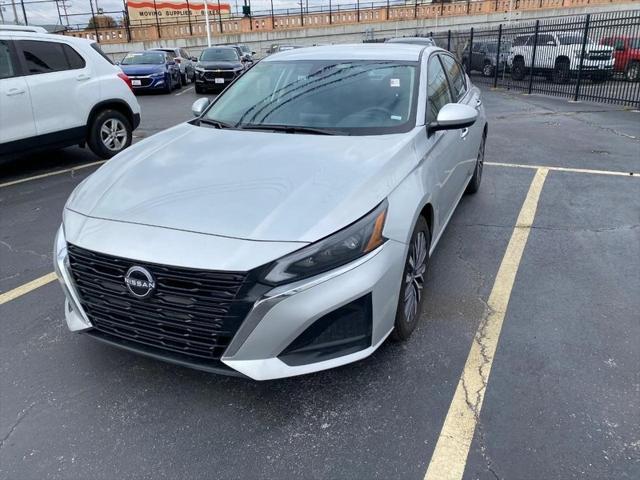 used 2023 Nissan Altima car, priced at $21,995